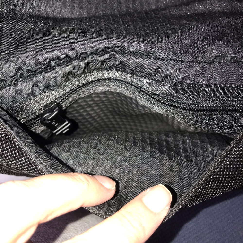 Tumi Alpha Bravo Barstow Nylon Crossbody Bag - Picture 7 of 9